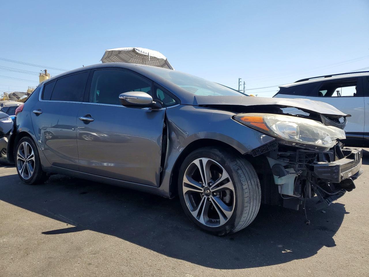 2016 Kia Forte Ex - Image 4