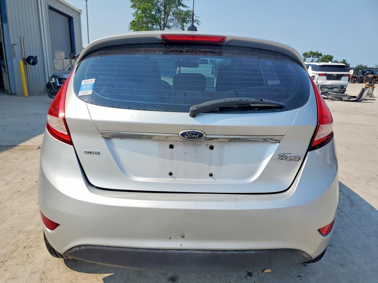 2011 Ford Fiesta Ses - Фото 6