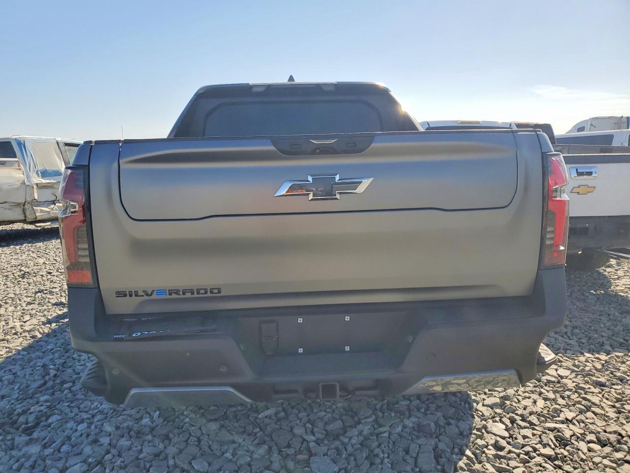 2026 Chevrolet Silverado Trail Boss - Image 6