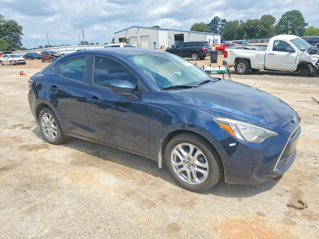 2018 Toyota Yaris Ia Base - Image 4