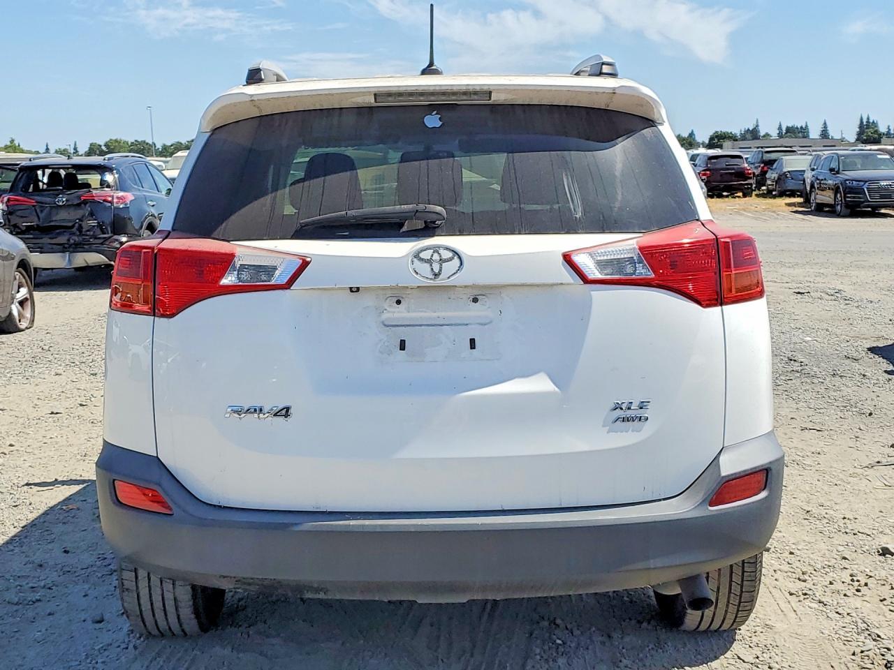 2015 Toyota Rav4 Xle - Фото 6