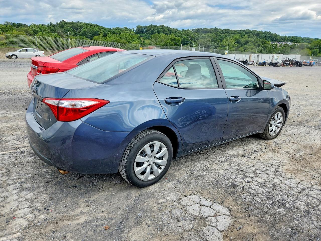 2016 Toyota Corolla Le - Image 3