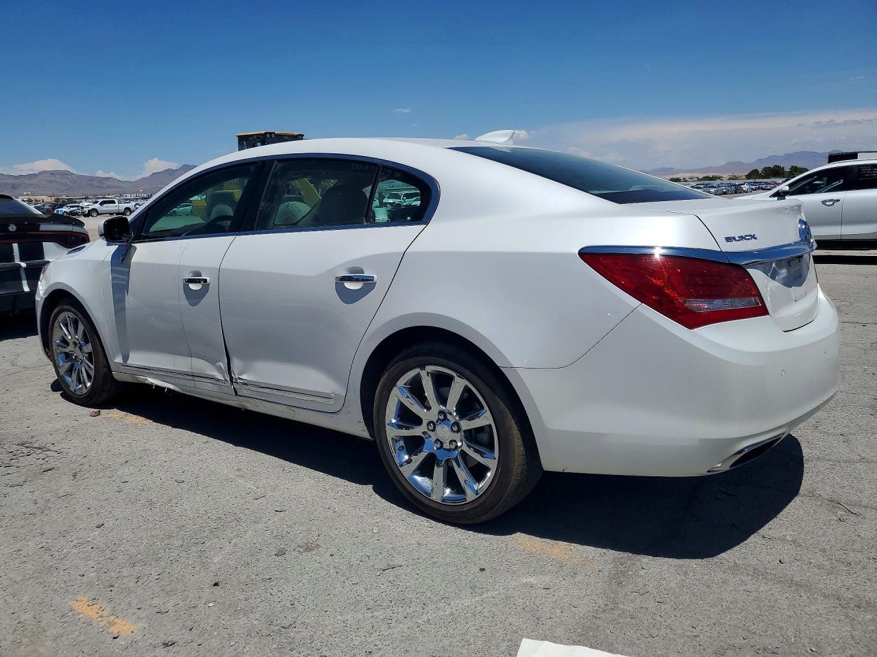 2015 Buick Lacrosse Premium - Фото 2