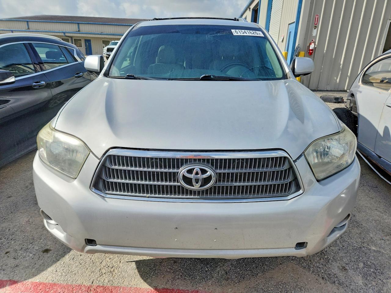 2010 Toyota Highlander Hybrid Limited - Image 5