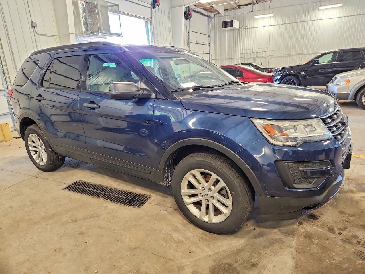 2017 Ford Explorer - Фото 4