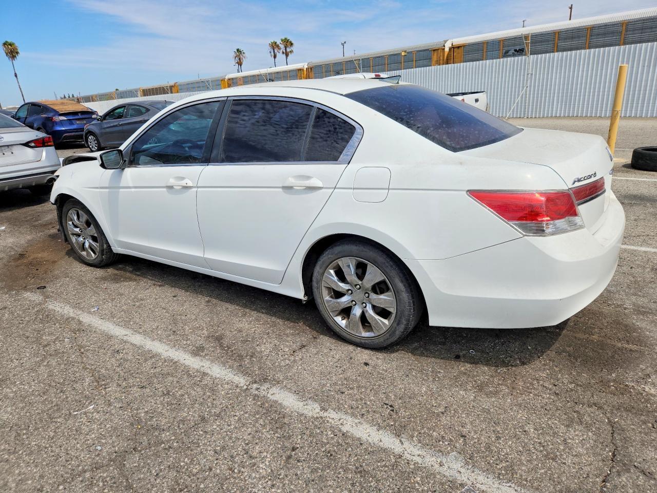 2012 Honda Accord Lxp - Фото 2