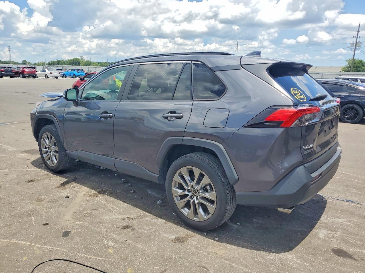 2023 Toyota Rav4 Xle Premium - Image 2