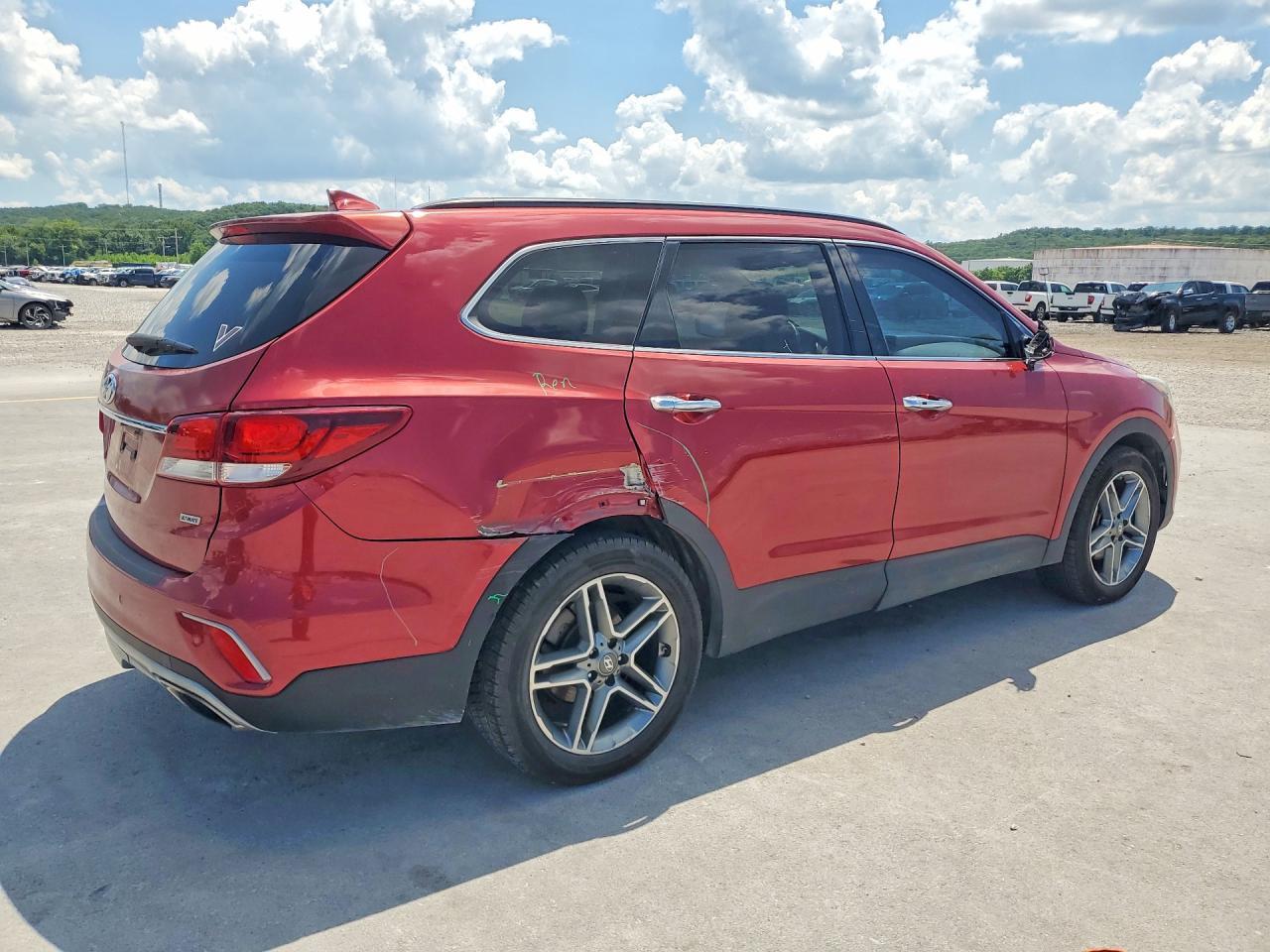 2017 Hyundai Santa Fe Se Ultimate - Image 3