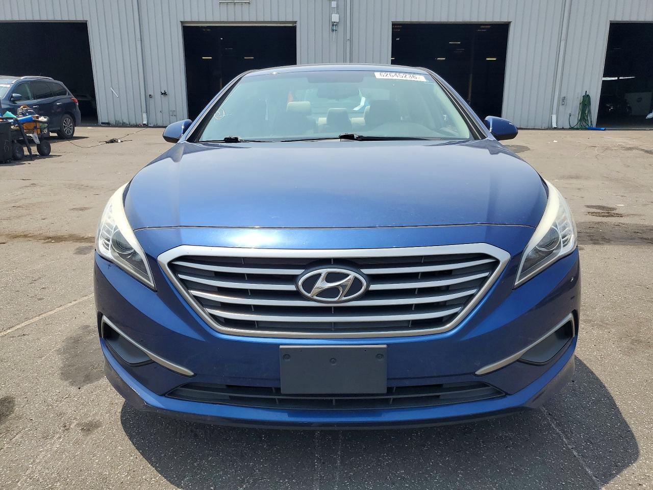 2017 Hyundai Sonata Se - Image 5