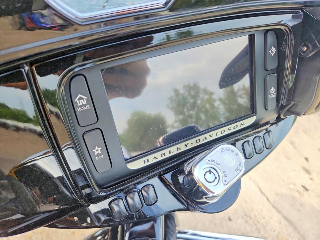 2015 Harley-Davidson Flhxs Street Glide Special - Image 7