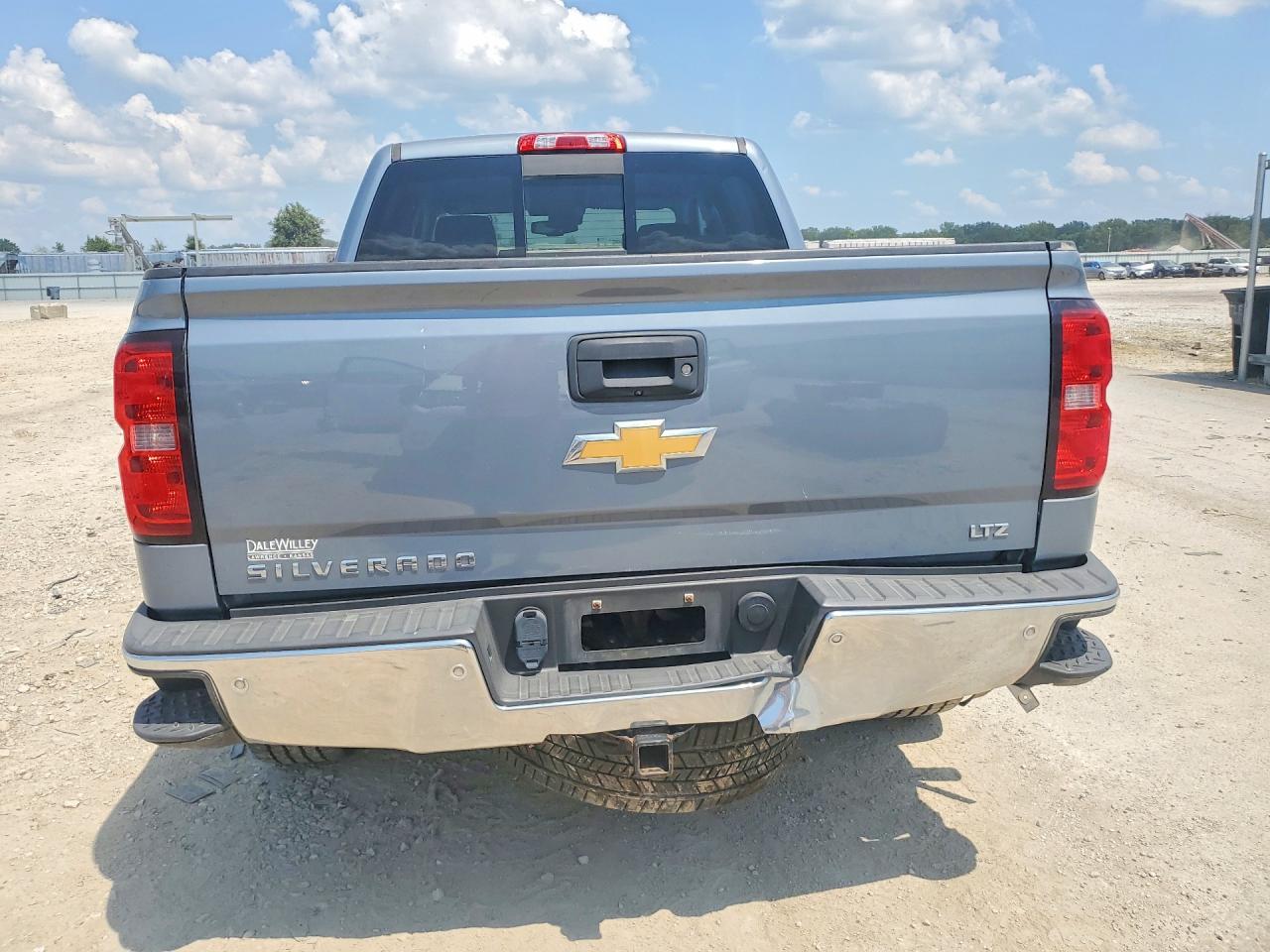 2015 Chevrolet Silverado 1500 - Image 6