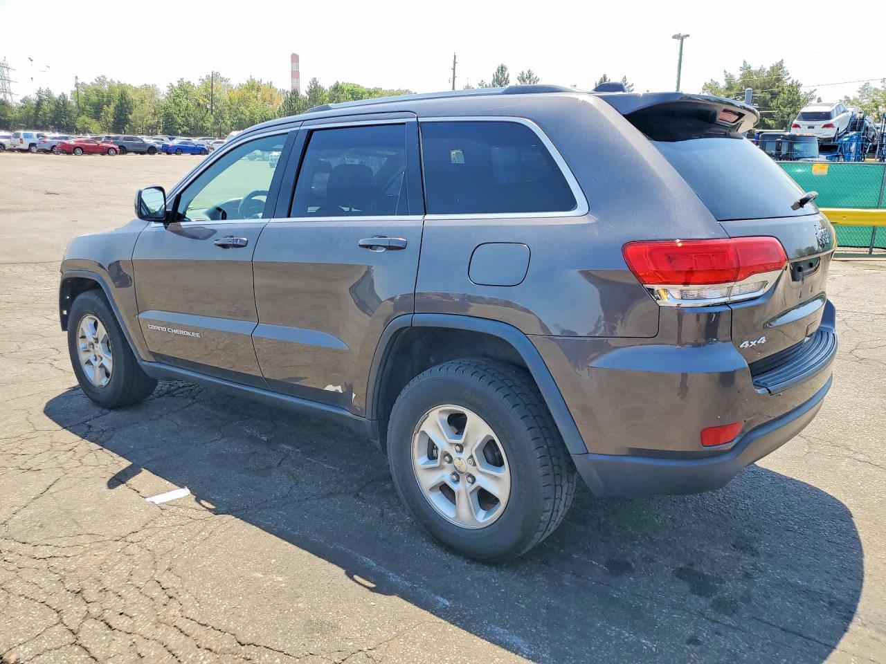2014 Jeep Grand Cherokee Laredo - Фото 2