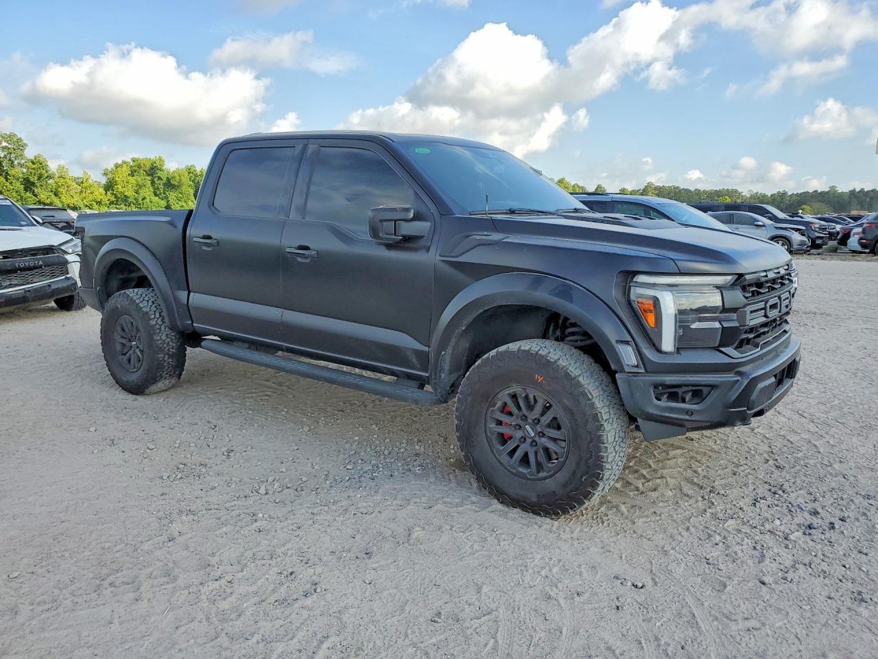 2024 Ford F150 Raptor - Image 4
