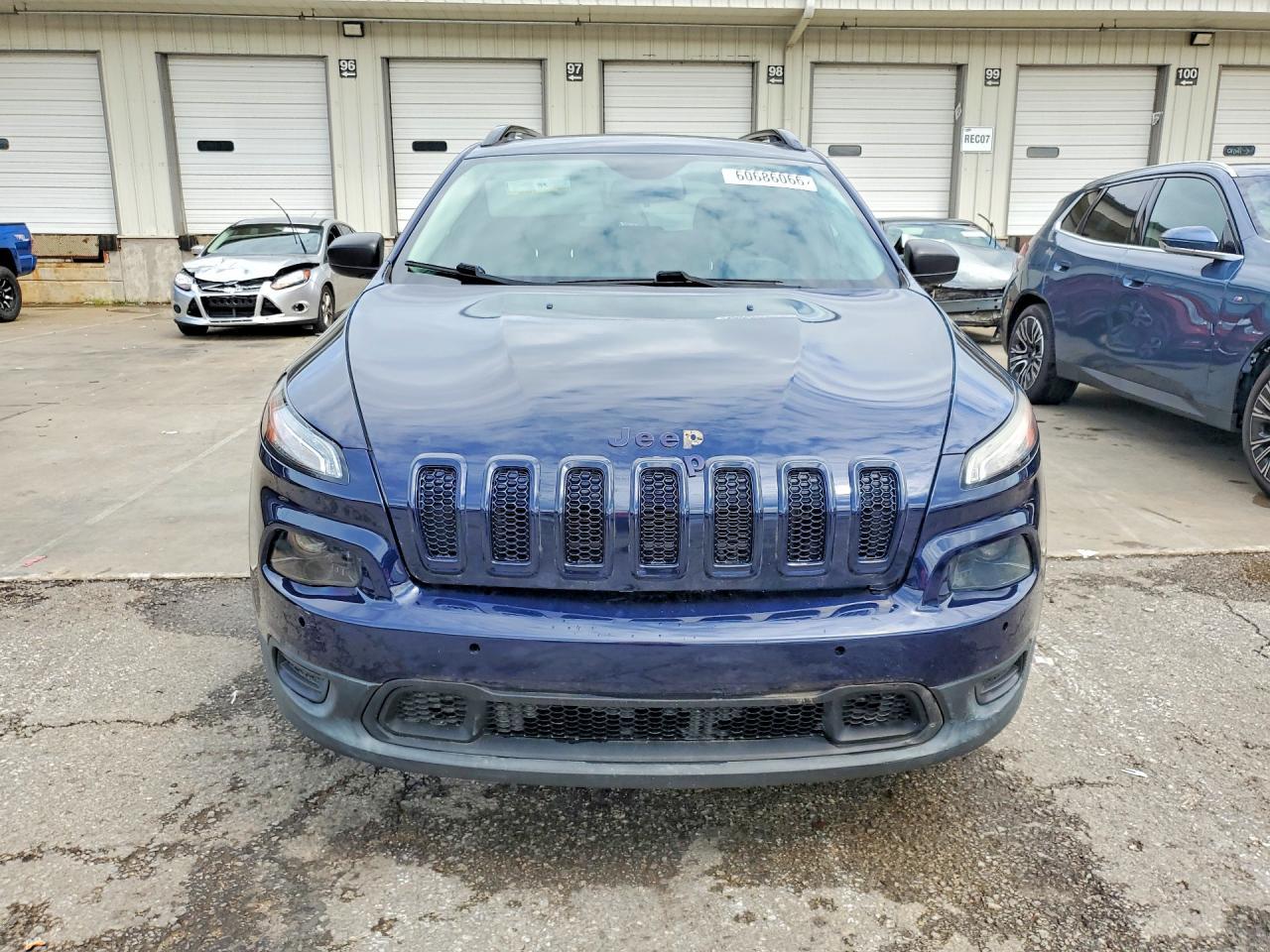 2016 Jeep Cherokee Sport - Image 5
