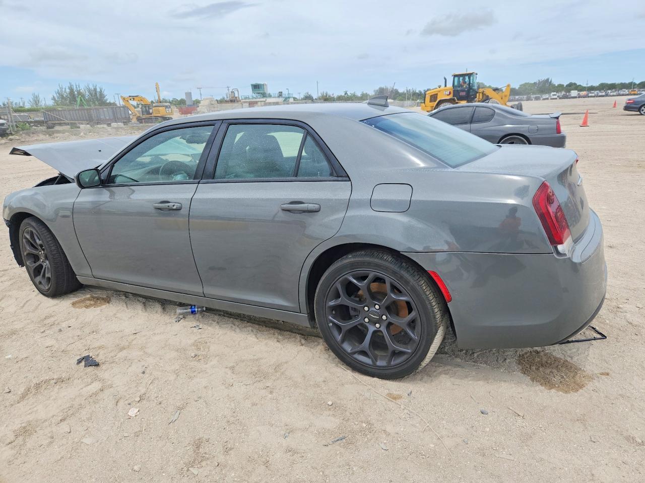 2019 Chrysler 300 S - Image 2