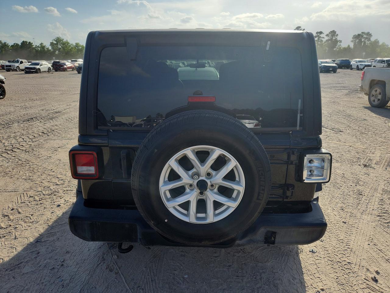 2023 Jeep Wrangler Sport - Фото 6