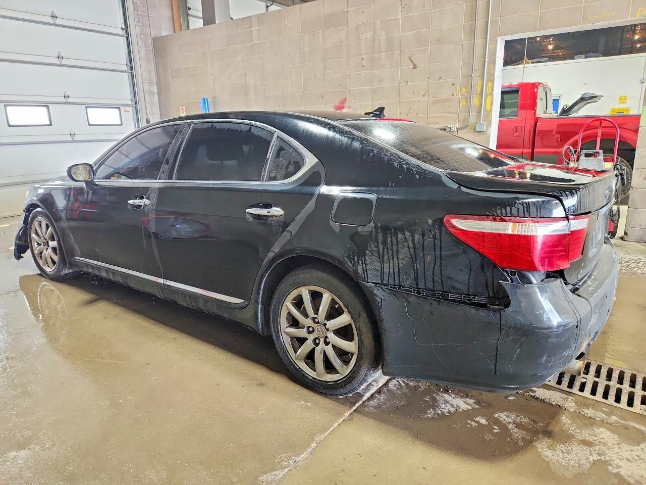2009 Lexus Ls 460L - Image 2