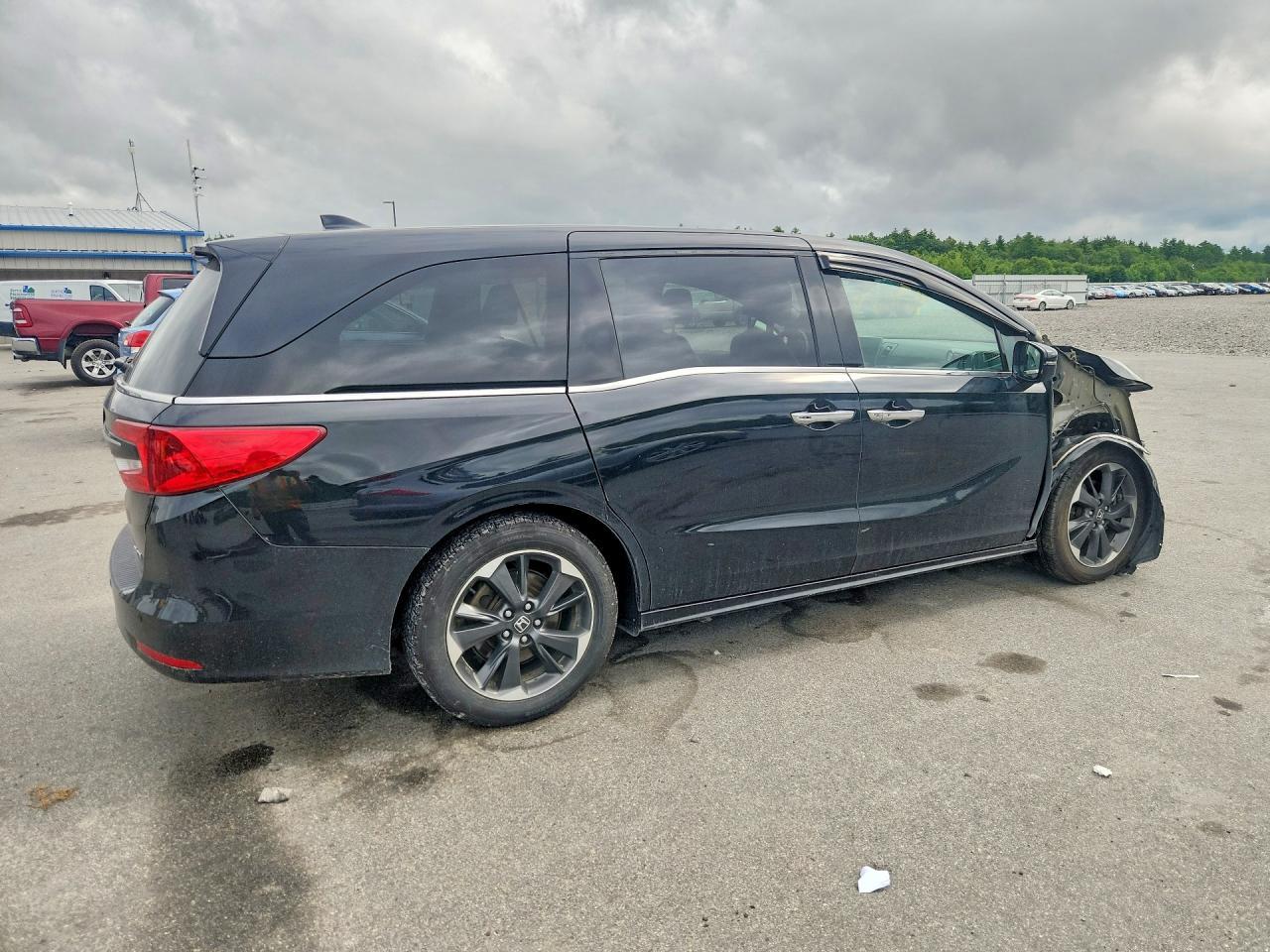 2023 Honda Odyssey Elite - Фото 3