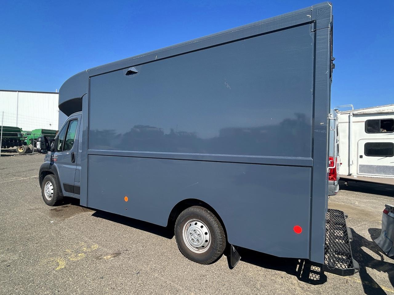 2022 Ram Promaster - Delivery Truck - Image 2