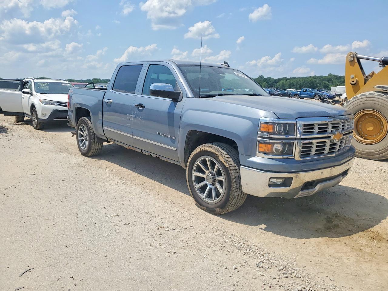 2015 Chevrolet Silverado 1500 - Image 4