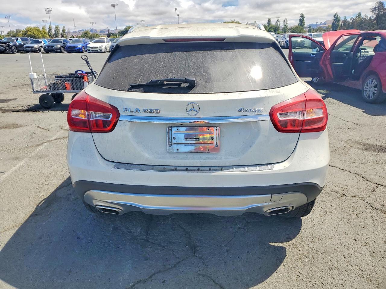 2015 Mercedes-Benz Gla 250 4Matic - Image 6