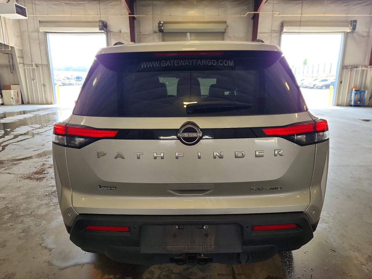 2022 Nissan Pathfinder Sv - Image 6
