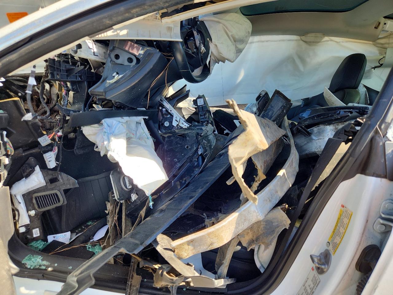 2018 Tesla Model 3 - Фото 7