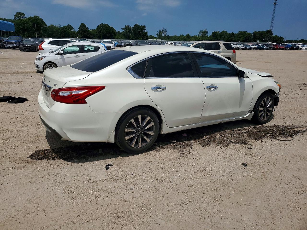 2017 Nissan Altima 2.5 Sv - Фото 3