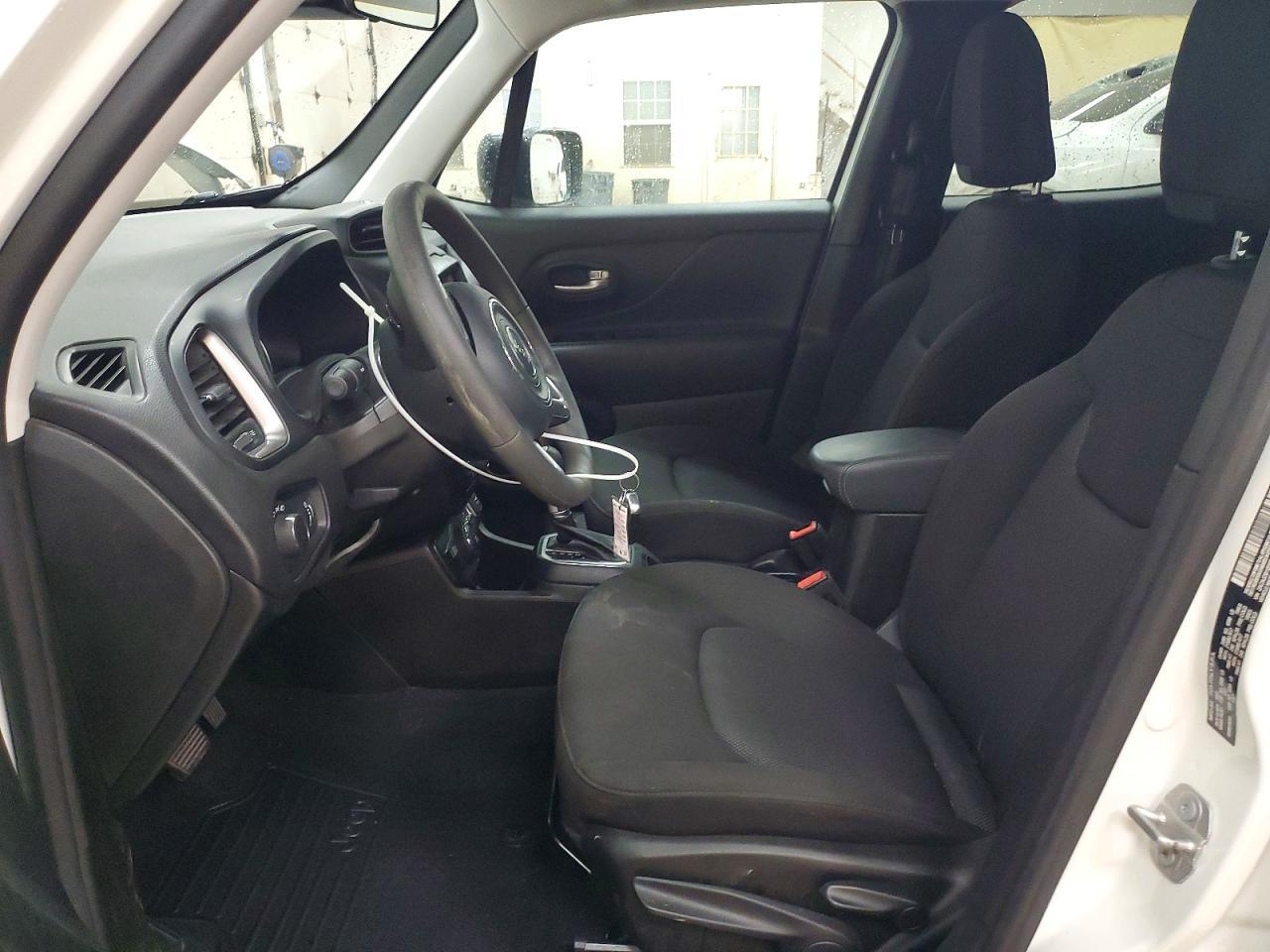 2023 Jeep Renegade Latitude - Фото 7