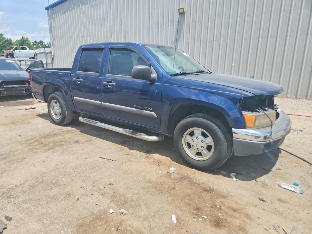 2004 GMC Canyon - Image 4