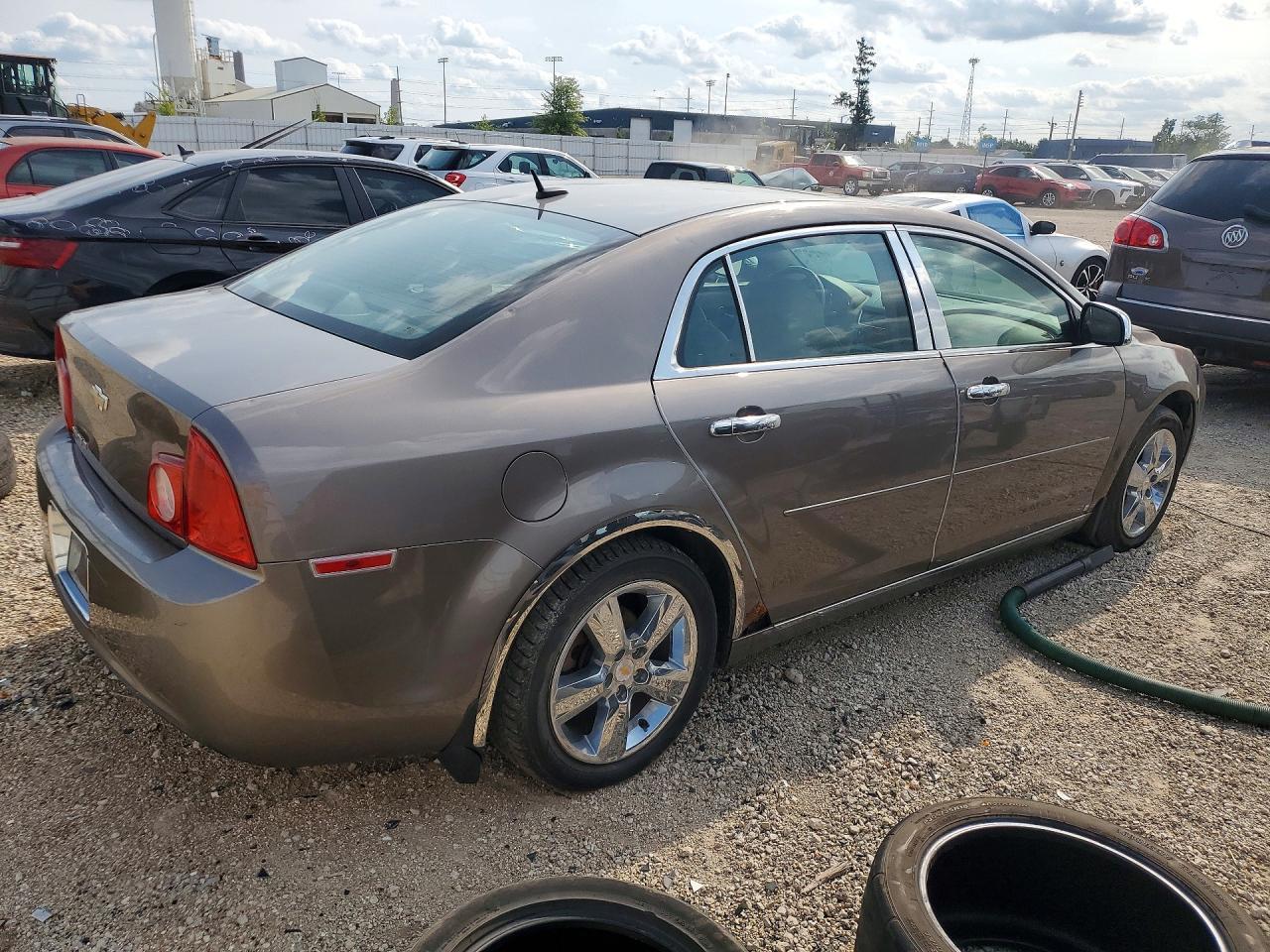 2010 Chevrolet Malibu 2Lt - Фото 3