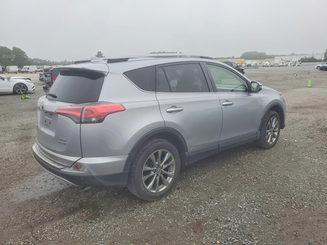 2017 Toyota Rav4 Hv Limited - Image 3