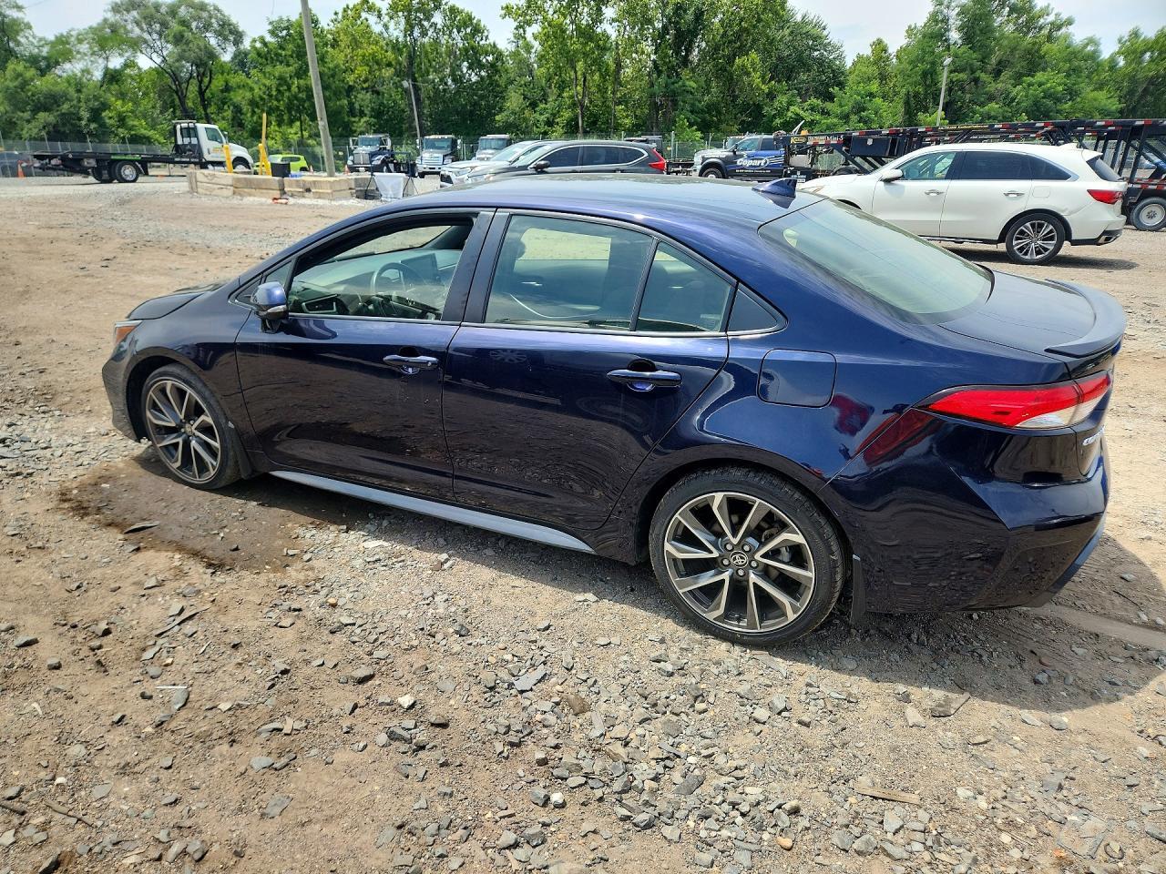 2021 Toyota Corolla Se - Фото 2