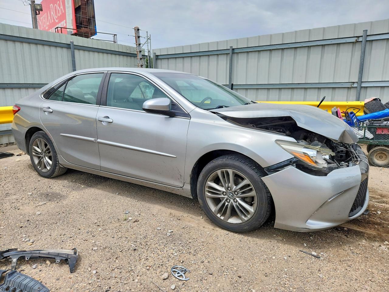 2017 Toyota Camry Se - Фото 4