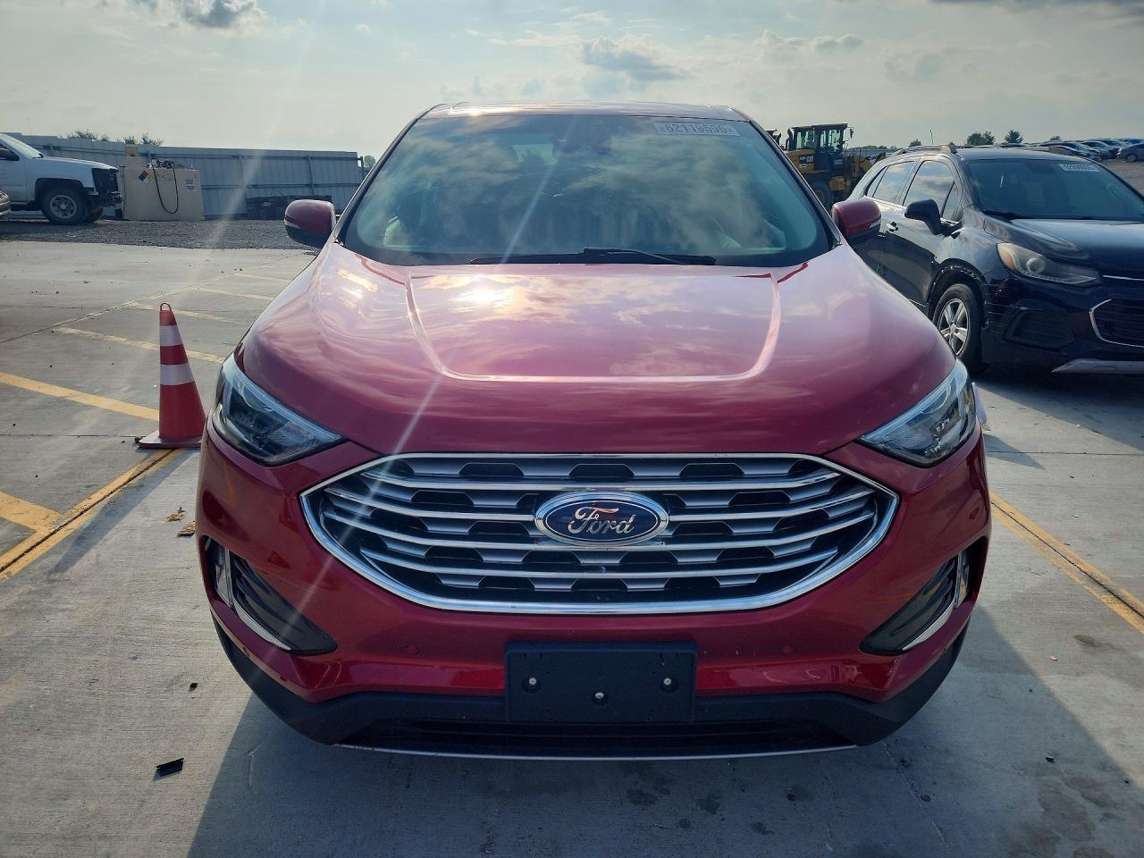 2022 Ford Edge Titanium - Image 5