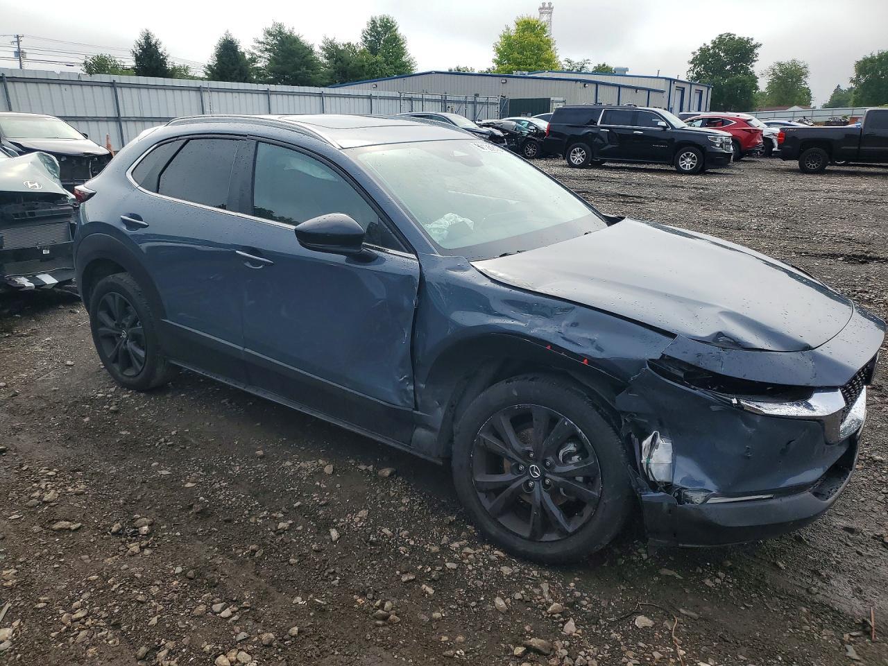 2025 Mazda Cx-30 Preferred - Image 4