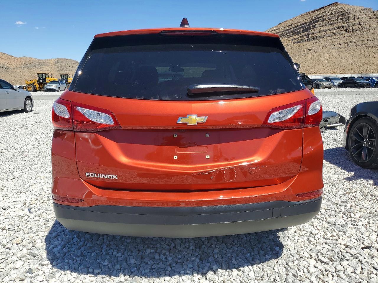 2020 Chevrolet Equinox Ls - Image 6