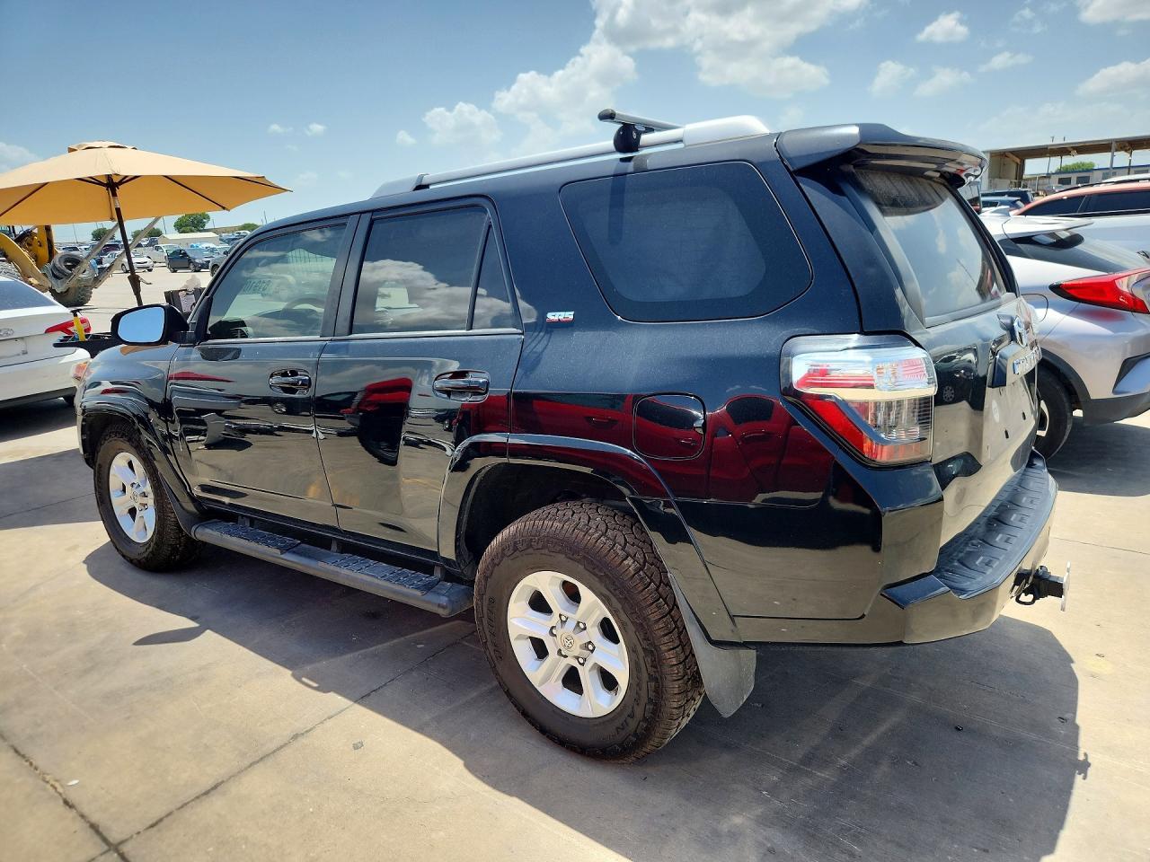 2017 Toyota 4Runner Sr5 - Image 2