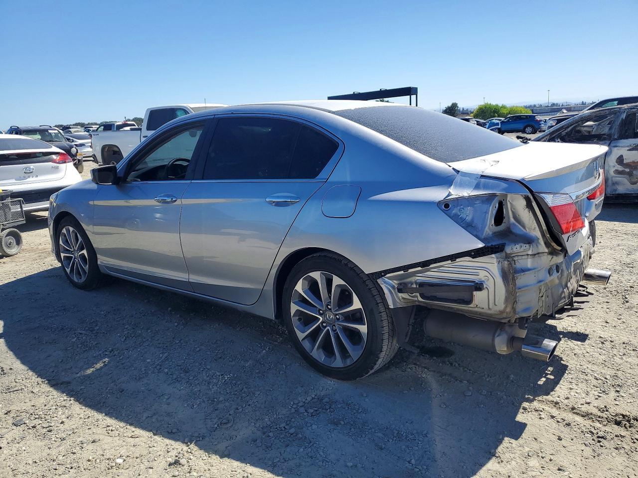 2015 Honda Accord Sport - Фото 2