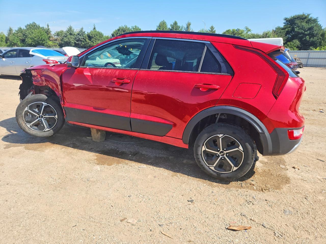 2023 Kia Niro Ex - Image 2