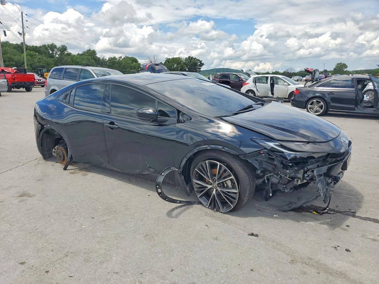 2024 Toyota Prius Xle - Фото 4