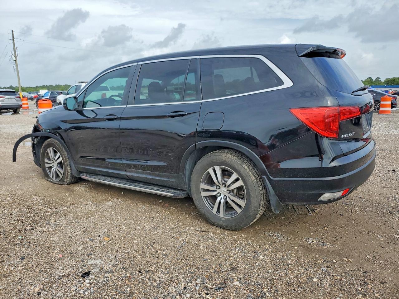 2016 Honda Pilot Exl - Image 2