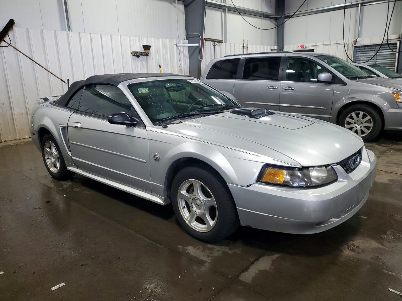 2004 Ford Mustang - Фото 4