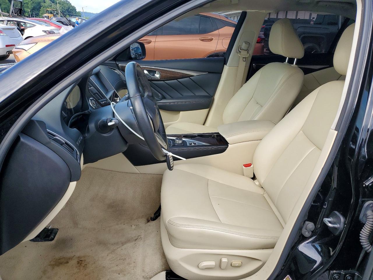 2018 Infiniti Q50 3.0T Luxe - Фото 7