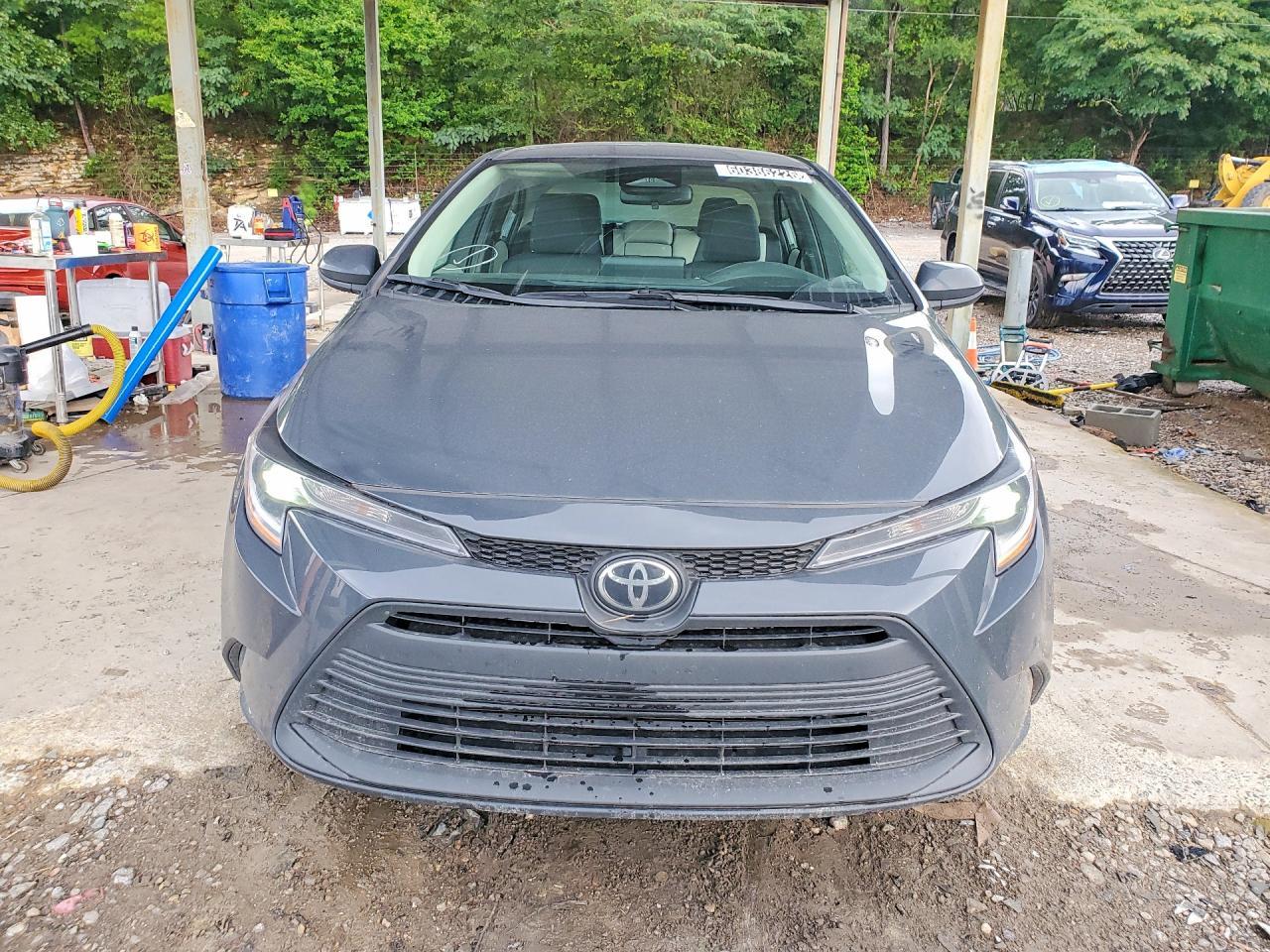 2025 Toyota Corolla Le - Image 5