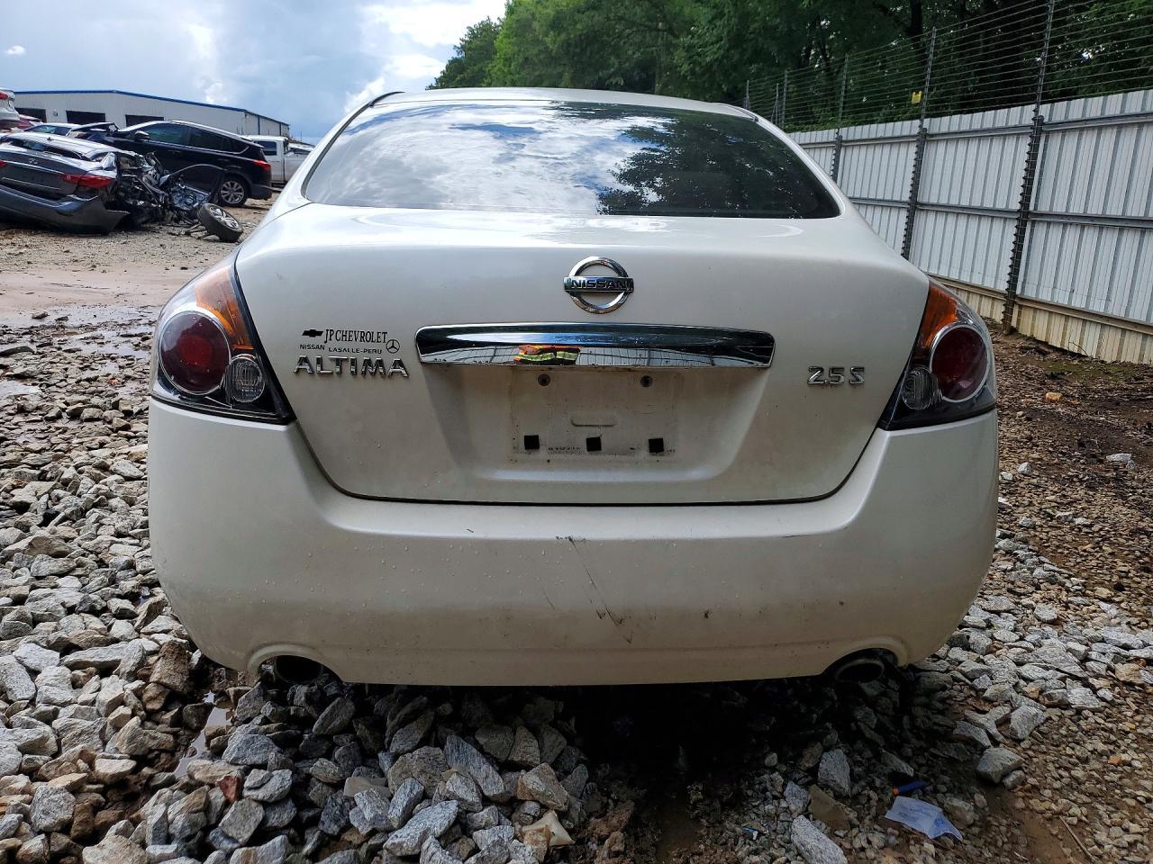 2012 Nissan Altima 2.5 - Image 6