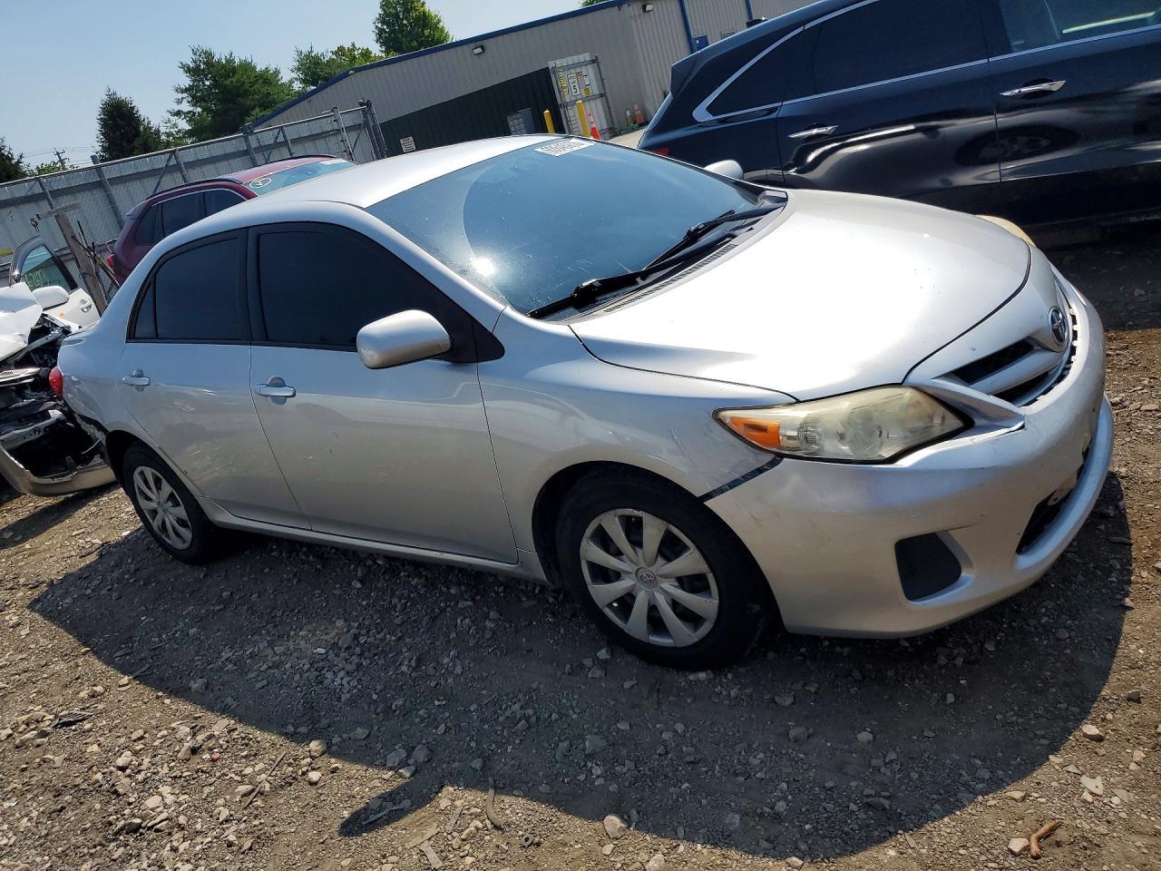 2011 Toyota Corolla Le - Image 4
