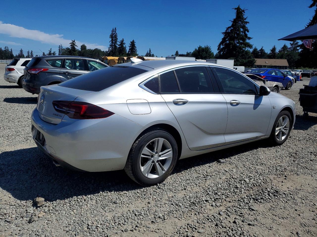 2018 Buick Regal Preferred - Image 3