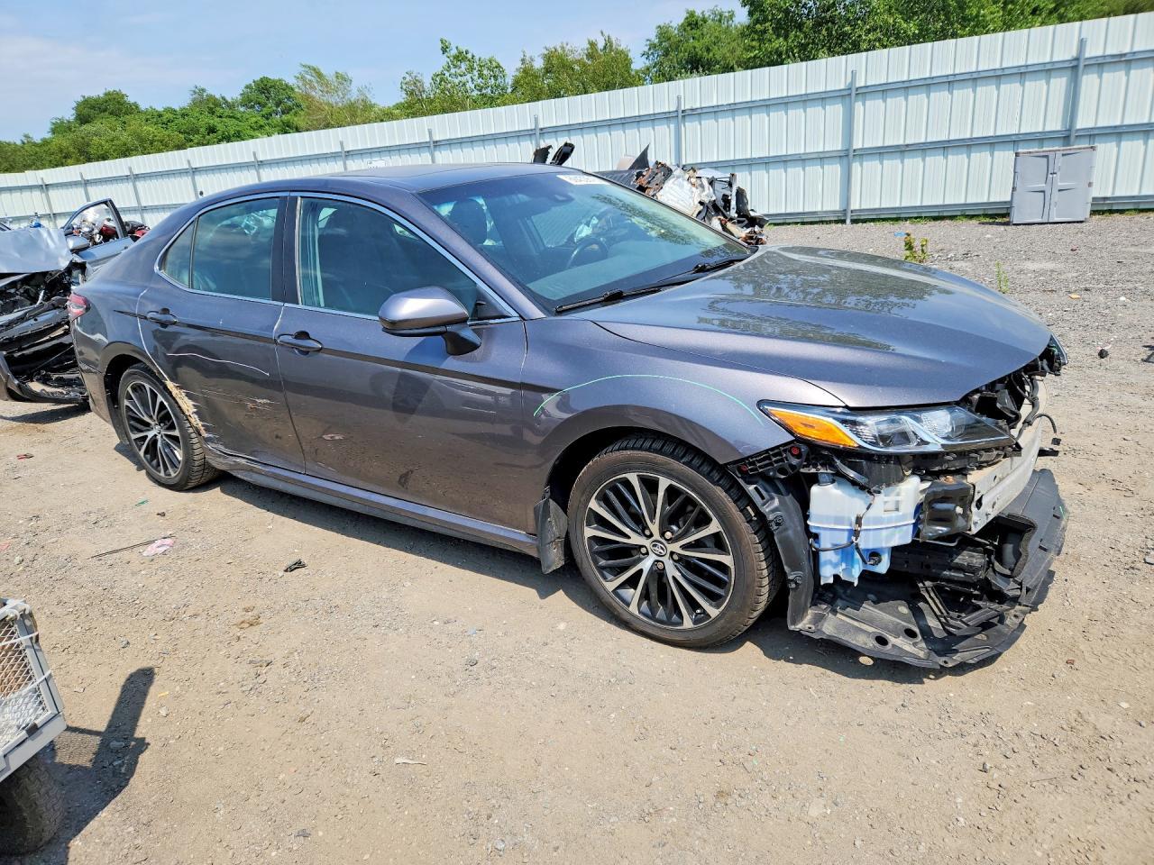 2018 Toyota Camry Se - Фото 4