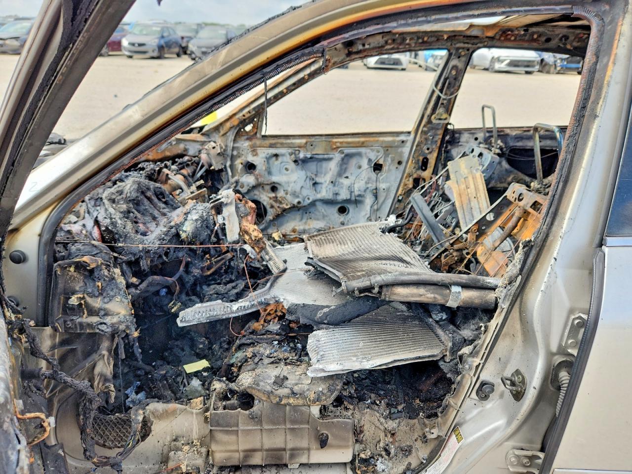 2005 Infiniti G35 Base - Image 7
